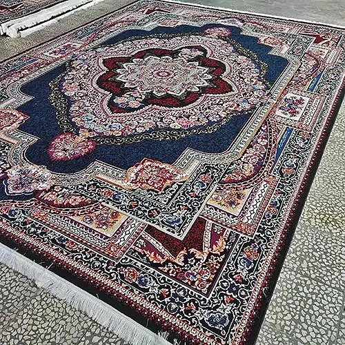  فرش کاشان (RUG) 500 شانه طرح باغ معلق زمینه سورمه ای (غیربرجسته) 