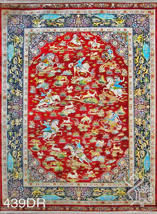 فرش قیطران 1200 شانه کلکسیون ابریشمی طرح شکارگاه شاه عباسی زمینه رناسی (برجسته)