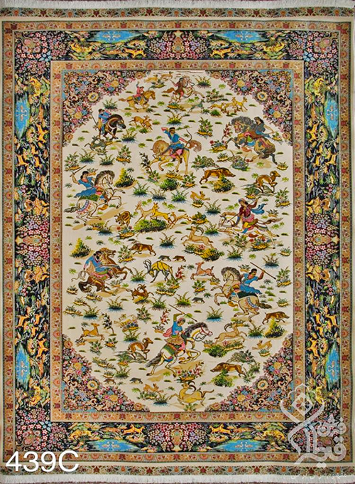 فرش قیطران 1200 شانه کلکسیون ابریشمی طرح شکارگاه شاه عباسی زمینه کرم (برجسته)