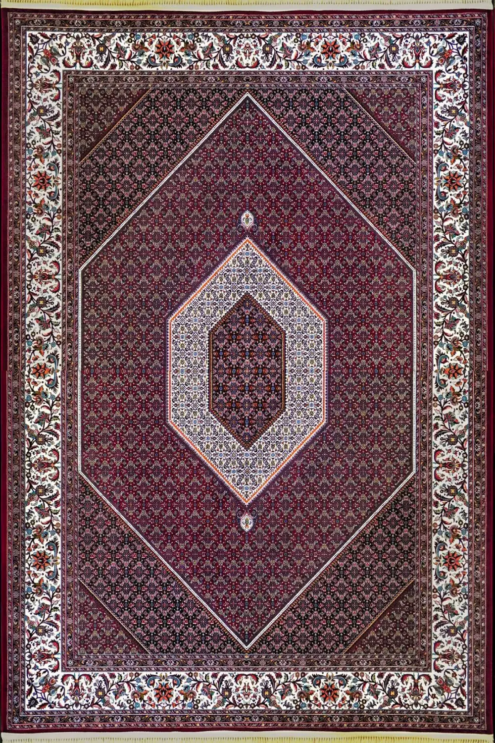 فرش کاشان 700 شانه طرح بیجار زمینه لاکی (غیربرجسته)